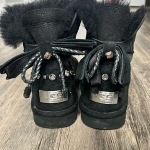 UGG - black Swarovski crystals- leather braided bows size 7